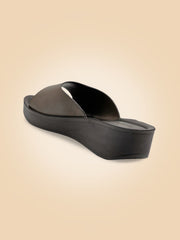 Aerowalk Women's Slip-On Slipper For Casual use AT02