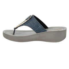 Aerowalk Women's Slip-On Slipper AT67
