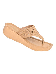 Aerowalk Women's Slip-On Slipper AT78