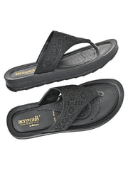 Aerowalk Women's Slip-On Slipper DI23