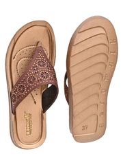 Aerowalk Women's Slip-On Slipper DI23