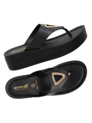 Aerowalk Women's Slip-On Slipper RR36