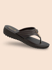 Aerowalk Women's Slip-On Slipper MF32